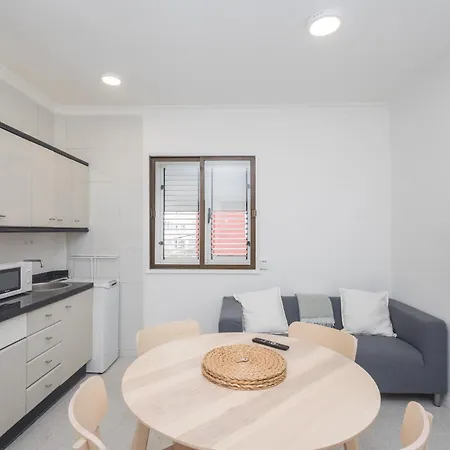 2br - Beach Flat La Puntilla *